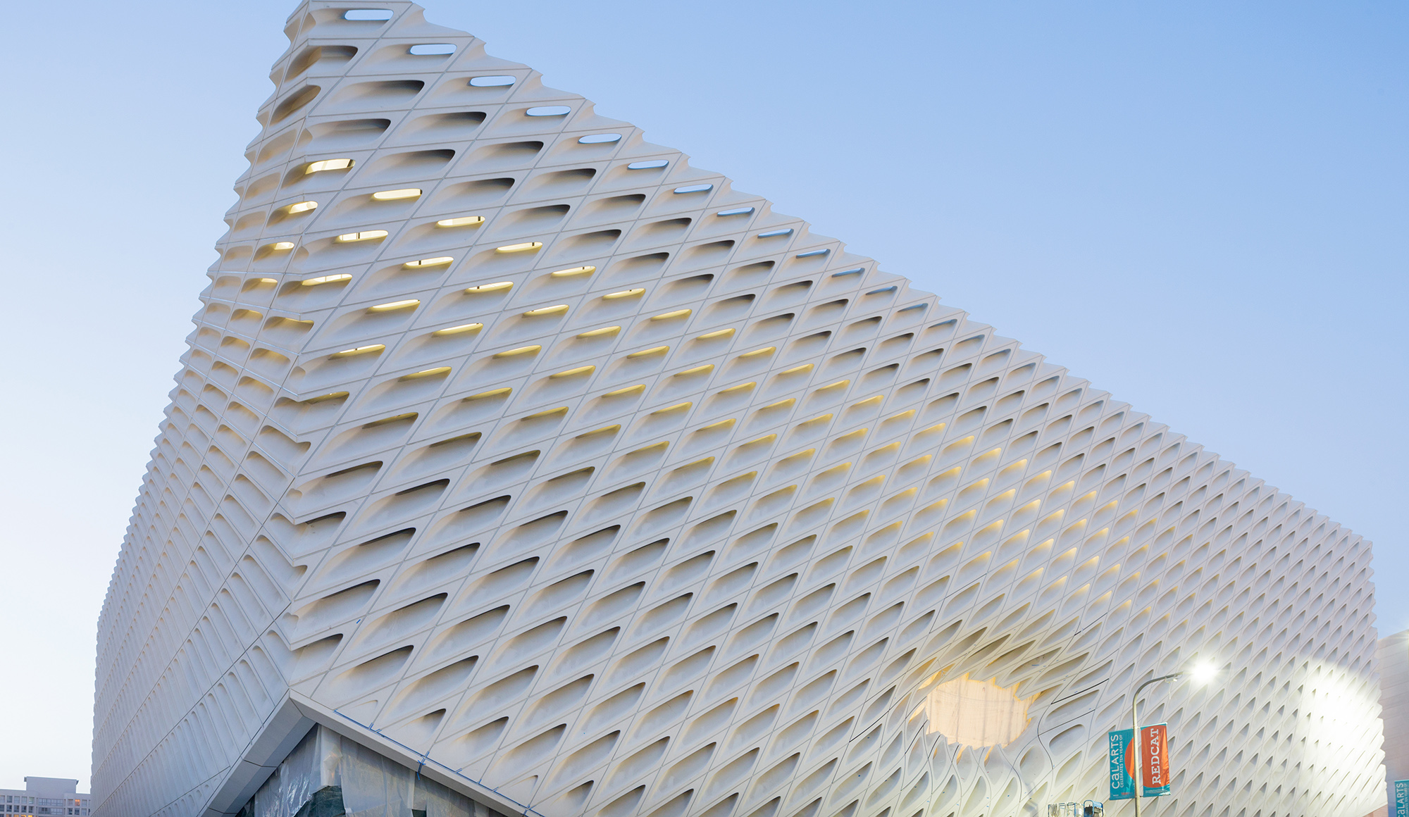 How Precast Builds Banner Image 2